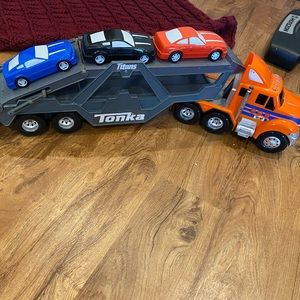 Tonka  Semi Car Hauler with Lights and Sounds